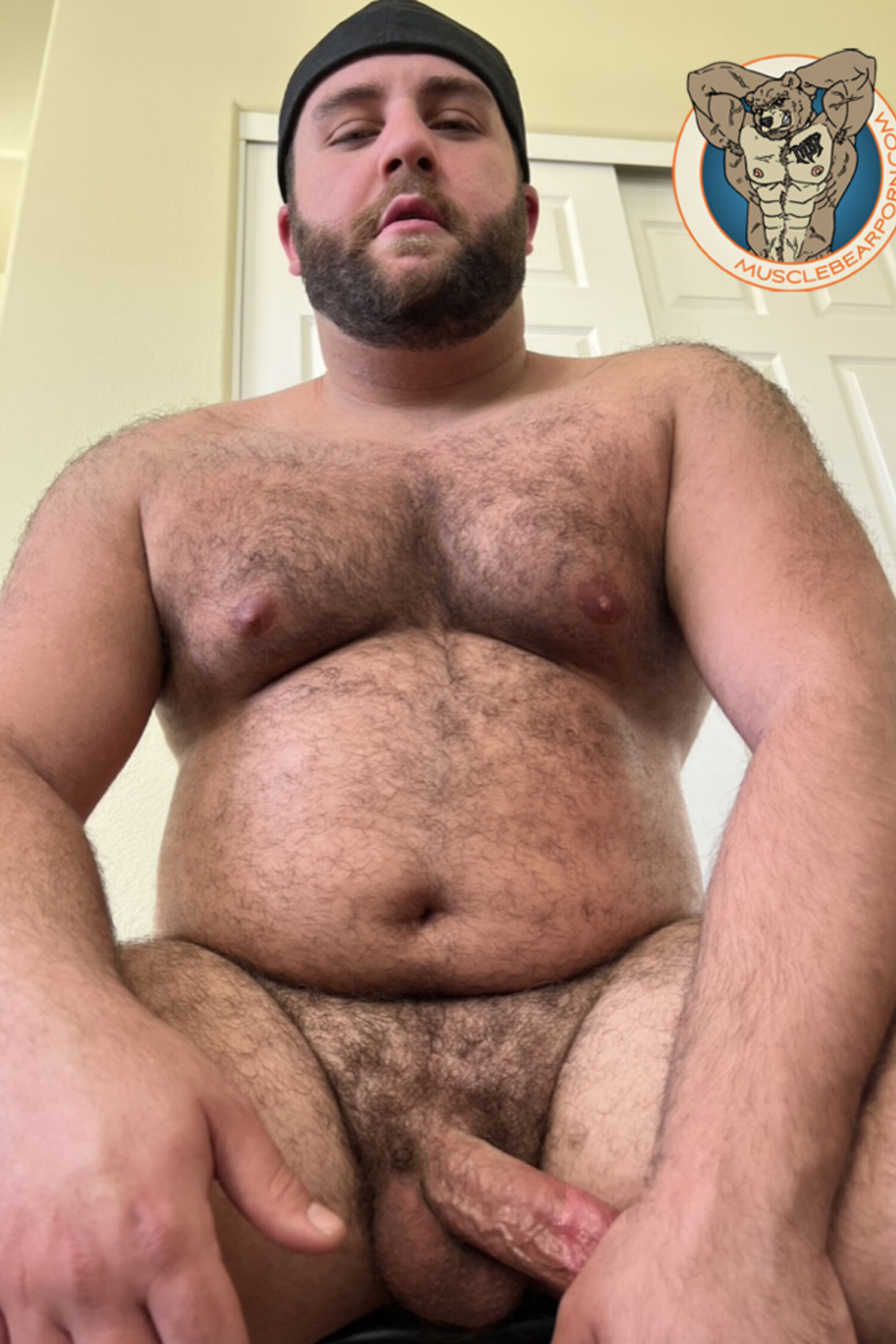 Muscular Bear - Gay Muscle Bear Porn Videos - musclebearporn.com